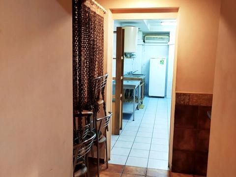 комерційна за адресою Гетьмана Кирила Розумовського вул. (Миколи Краснова), 17