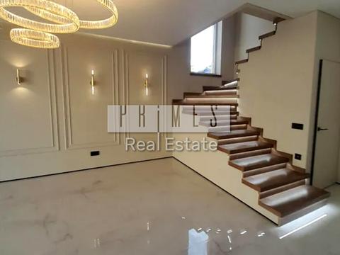 будинок за адресою Грушевського вул.