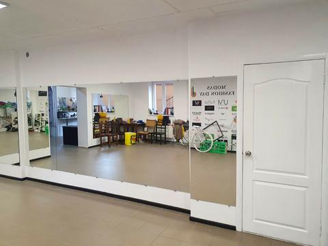 коммерческая по адресу Амосова пер., 61