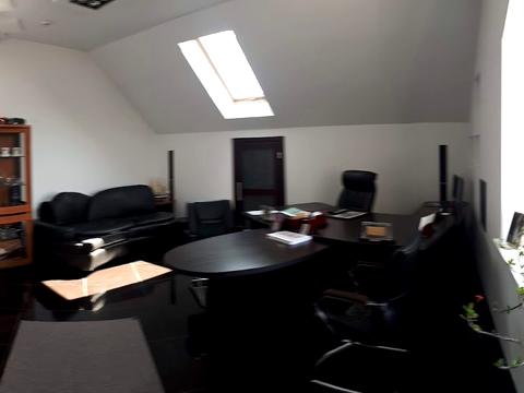 комерційна за адресою Лезнівська вул.