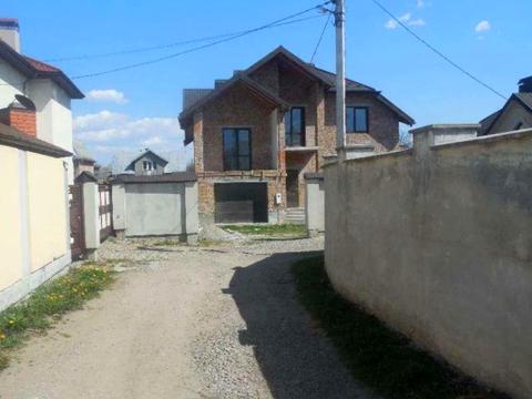 будинок за адресою Лучна вул., 12