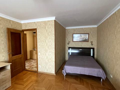 квартира по адресу Владимира Ивасюка просп. (Героїв Сталінграду), 18 б