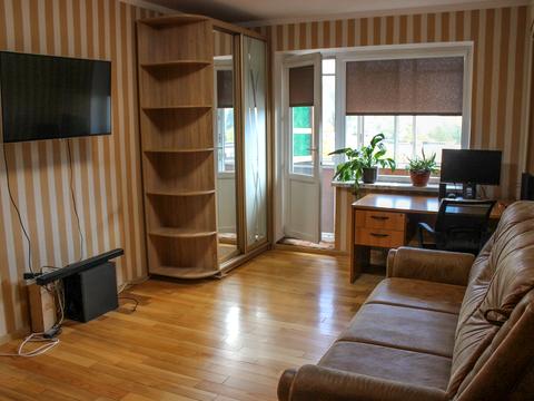 квартира за адресою Романа Шухевича просп. (Генерала Ватутіна), 4