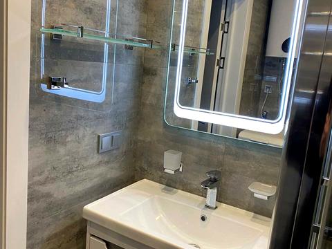 квартира по адресу Ревуцкого ул., 40-В