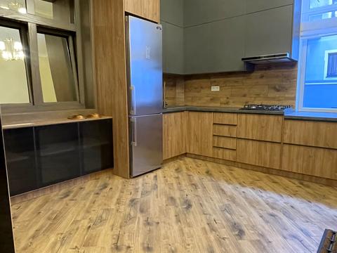 квартира за адресою Євгена Озаркевича вул., 14