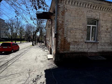 коммерческая по адресу Арсения Тарковского ул. (Володарського)