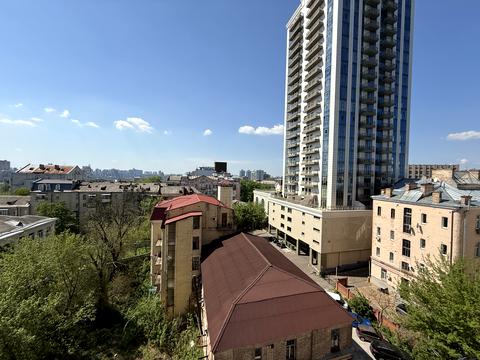 квартира за адресою Бульварно-Кудрявська вул. (Воровського), 17