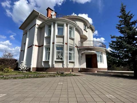 дом по адресу Анатолия Соловьяненко ул., 200