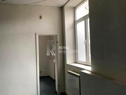 комерційна за адресою Ґарета Джонса вул. (Сім'ї Хохлових), 8