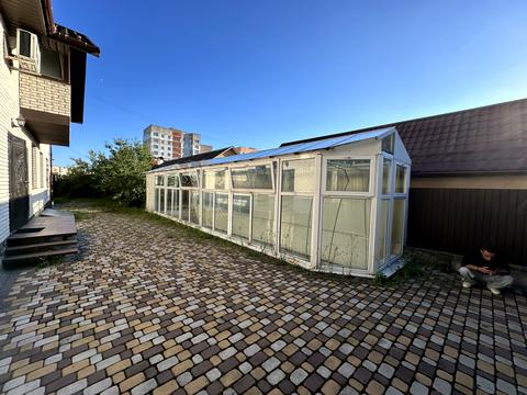 комерційна за адресою Агатангела Кримського вул., 5
