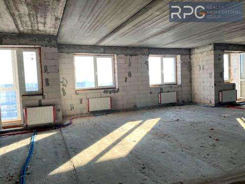 комерційна за адресою Лесі Українки вул., 62-Б