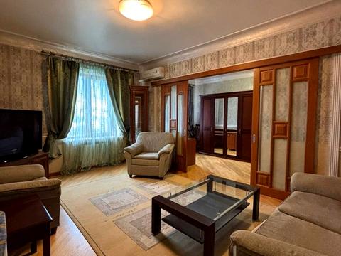 квартира за адресою Прорізна вул., 10