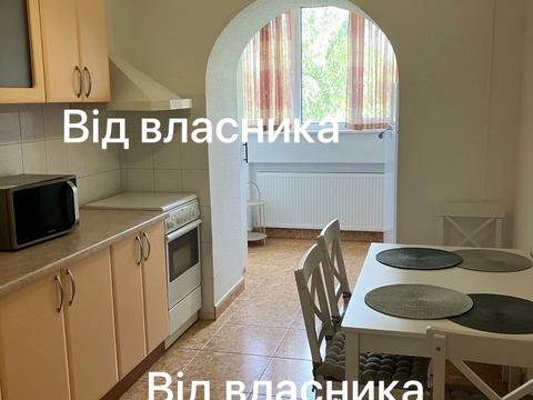 квартира за адресою Тополева вул., 4-8