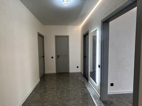 квартира за адресою Олександра Довженка вул., 5