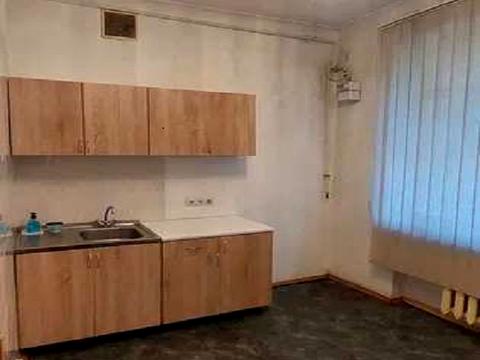 комерційна за адресою Миколи Міхновського бульв. (Дружби Народів), 20