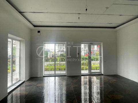 комерційна за адресою Михайла Максимовича вул. (Онуфрія Трутенка), 24г