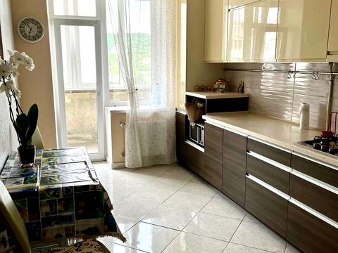 квартира за адресою Степана Васильченка вул., 14