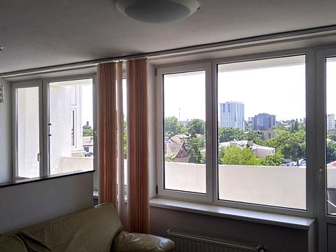 квартира за адресою Літературна вул., 12