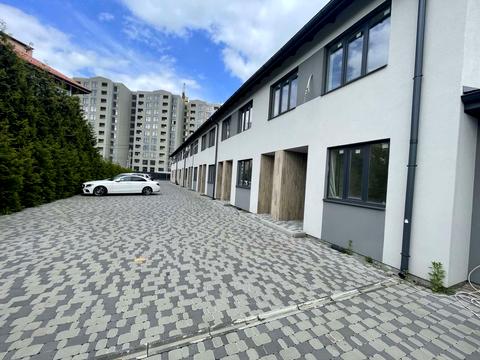 дом по адресу Прикордонна, 24