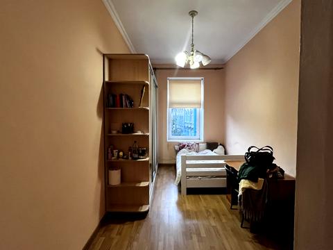 квартира за адресою Шептицьких вул., 27
