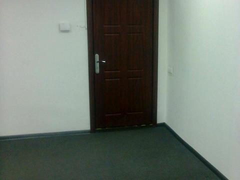 комерційна за адресою Варязький пров., 4-В