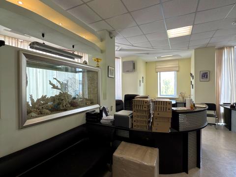 комерційна за адресою Сергія Подолинського вул. (Благоєва), 31г