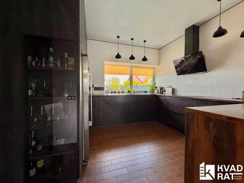 будинок за адресою Польова