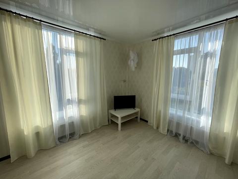 квартира по адресу Любомира Гузара просп. (Космонавта Комарова), 9-А