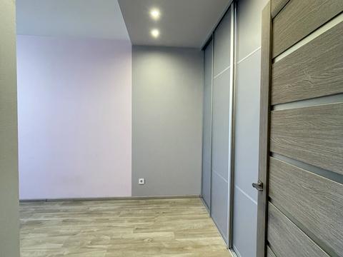 квартира за адресою Академіка Глушкова просп., 9-В