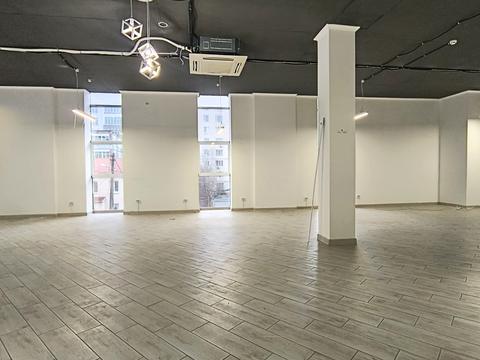 комерційна за адресою Проскурівського підпілля вул., 61