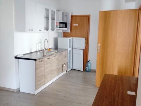 комерційна за адресою Болсуновська, 8