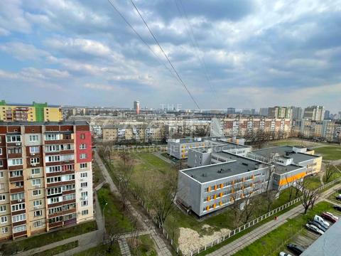 квартира за адресою Райдужна вул., 37