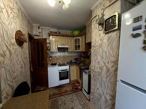 будинок за адресою Захисників Неба вул. (Тімірязєва), 11