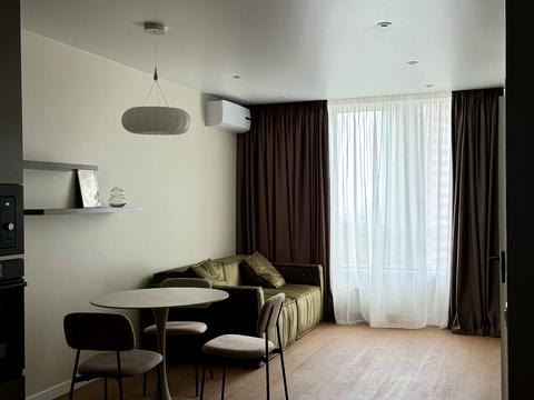 квартира за адресою Віктора Некрасова вул. (Північно-Сирецька), 8