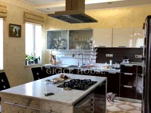 будинок за адресою Ярослава Мудрого вул.