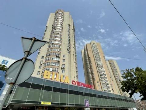 коммерческая по адресу Драгоманова ул., 40