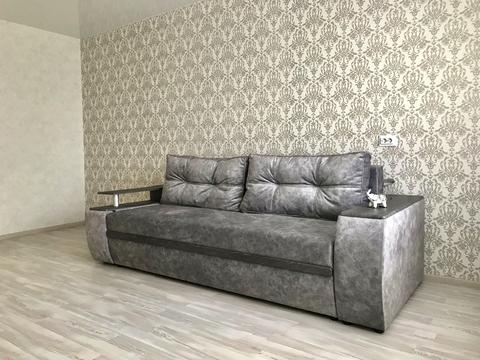 квартира за адресою Анни Ахматової вул., 4