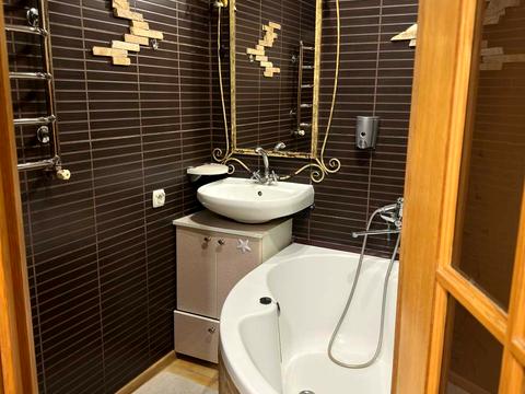 квартира за адресою Шухевича, 12