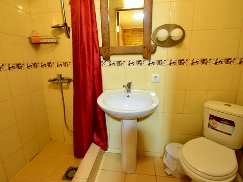 дом по адресу Жовтневая ул. (Жовтневая), 72