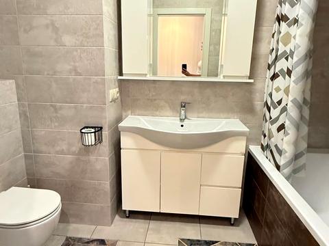 квартира за адресою Дніпровська набережна вул., 16-Г