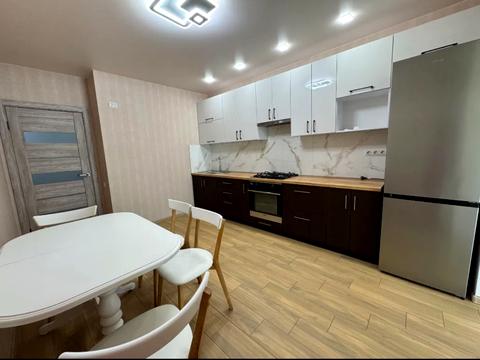 квартира за адресою Сімейна вул., 5