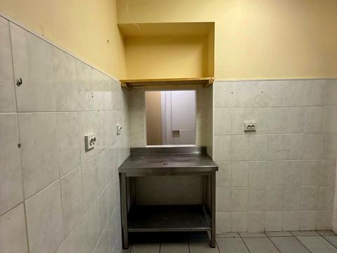 комерційна за адресою Героїв Майдану вул. (Театральна), 10