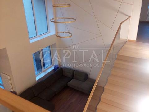 дом по адресу Світанкова