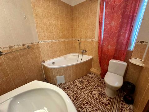 комерційна за адресою Політехнічний пров., 4