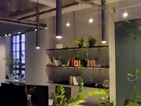 коммерческая по адресу Харьковская ул., 3