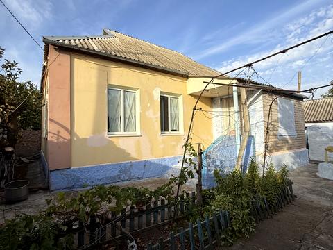 будинок за адресою Еміла Димитрова вул., 1