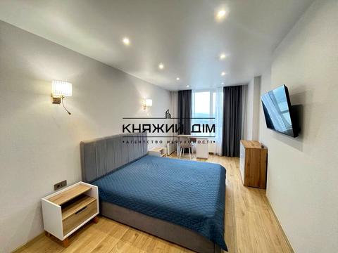 квартира за адресою Дніпровська набережна вул., 17-К