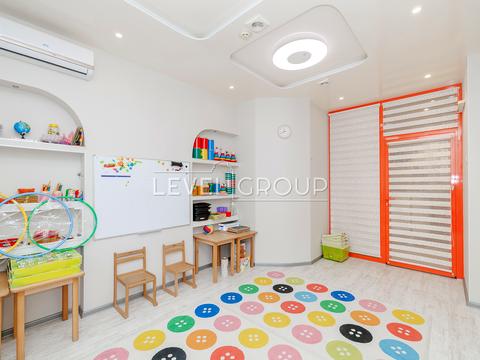 комерційна за адресою Дмитрівська вул., 82