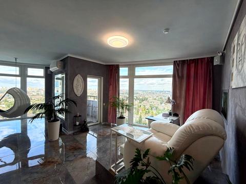 комерційна за адресою Соборності просп. (Возз'єднання), 30