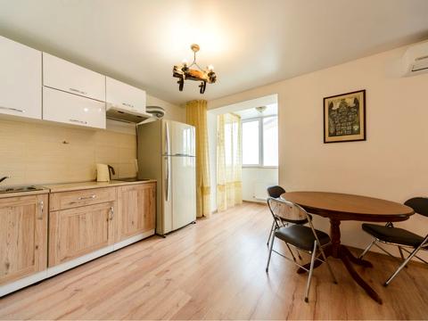 квартира за адресою Яблунева вул., 5